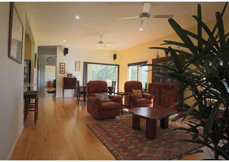Kin Kin Qld Andrew Webb architect 768x543